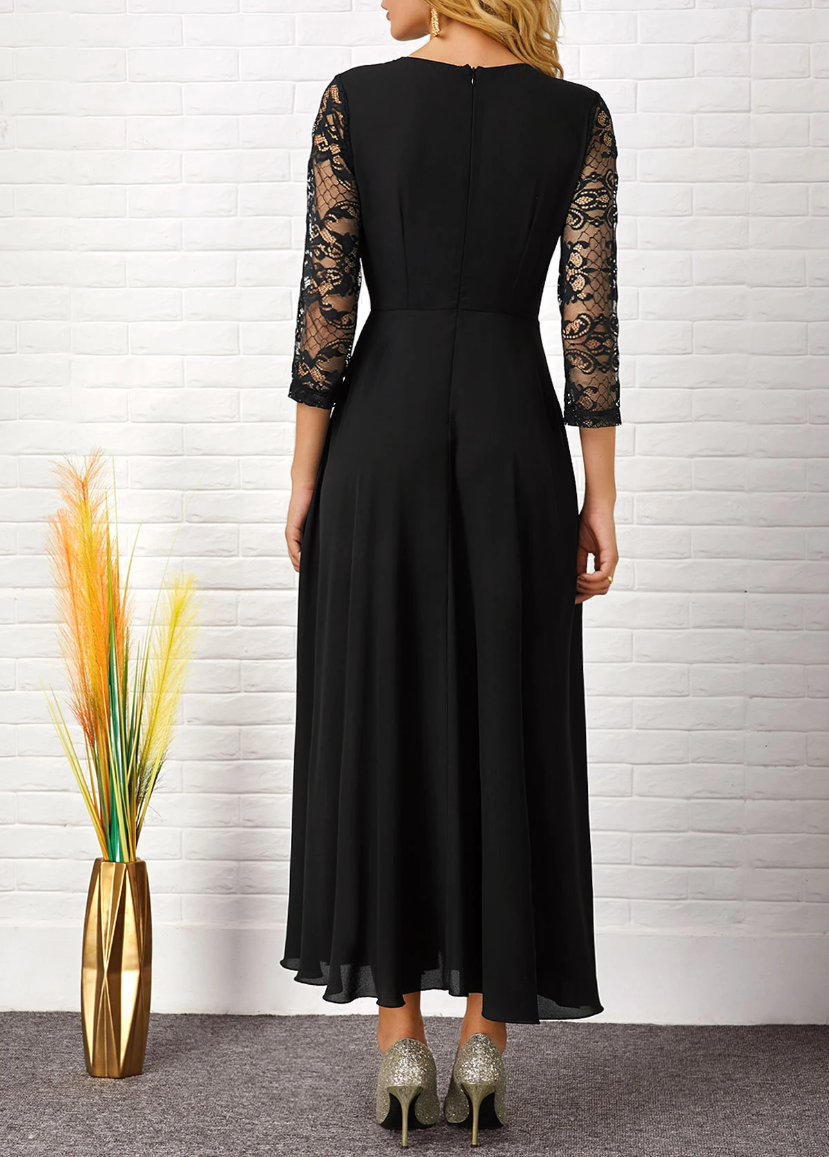 Lace Patchwork Round Neck 3/4 Sleeve Dress 4 Lace Patchwork Round Neck 3/4 Sleeve Dress - Image 2